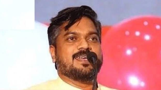 എ കെ ഷാനിബിനെ കോൺഗ്രസ് പുറത്താക്കി