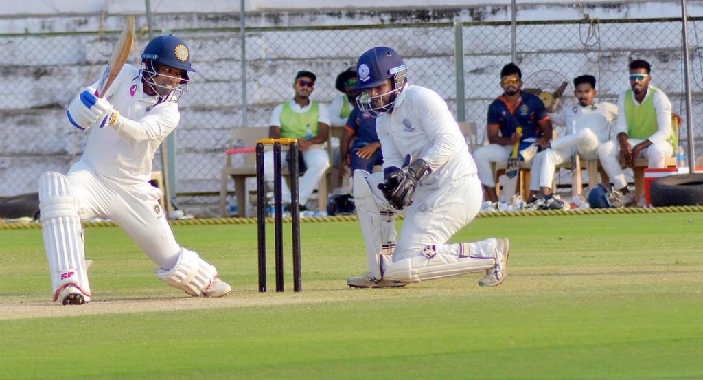 രഞ്ജി ട്രോഫി കേരള ടീമിനെ സച്ചിന് ബേബി നയിക്കും