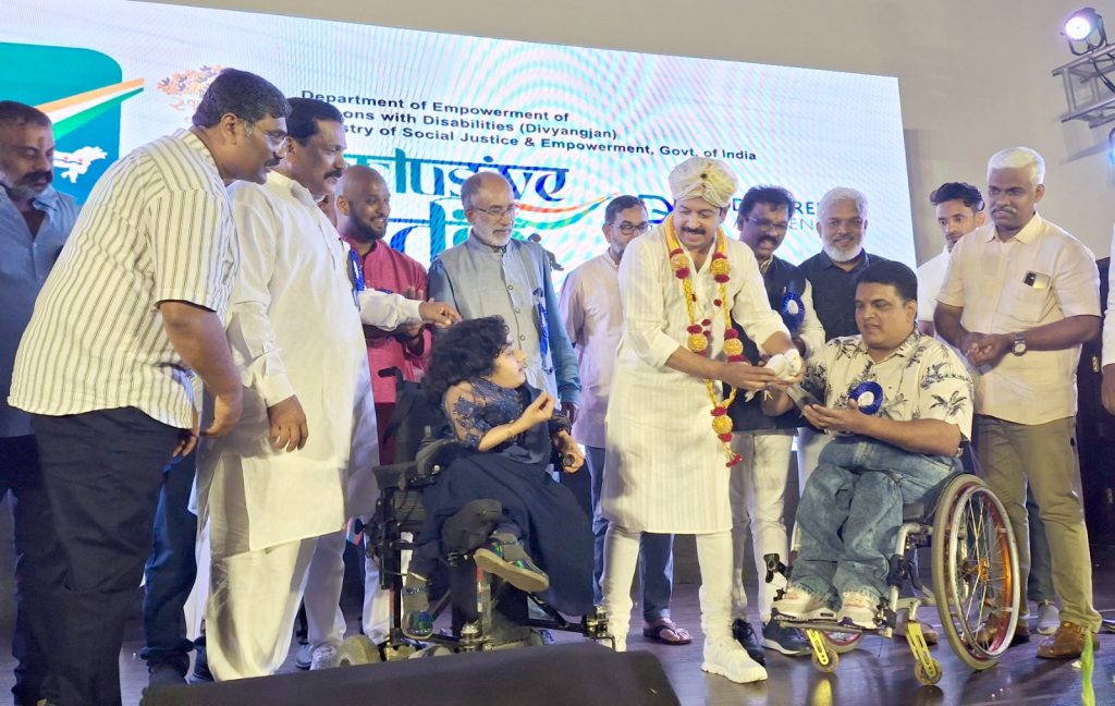 ഗോപിനാഥ് മുതുകാട് നയിക്കുന്ന “ഇൻക്ലൂസീസ് ഇന്ത്യ” ഭാരതയാത്രയ്ക്ക് ബെംഗളൂരുവില് സ്വീകരണം