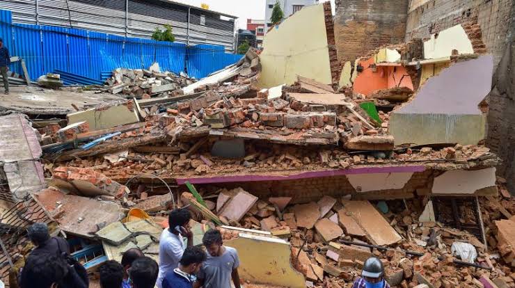 മതിൽ ഇടിഞ്ഞ് ദേഹത്ത് വീണ് കർഷക തൊഴിലാളി മരിച്ചു