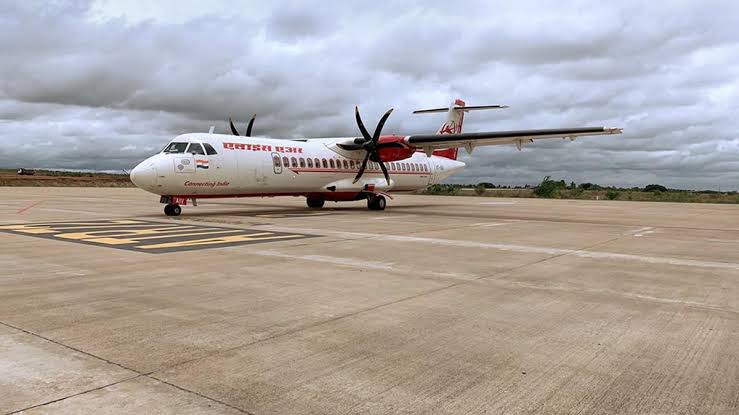 കൊച്ചി – ബെംഗളൂരു വിമാനത്തിന് നേരെ ബോംബ് ഭീഷണി