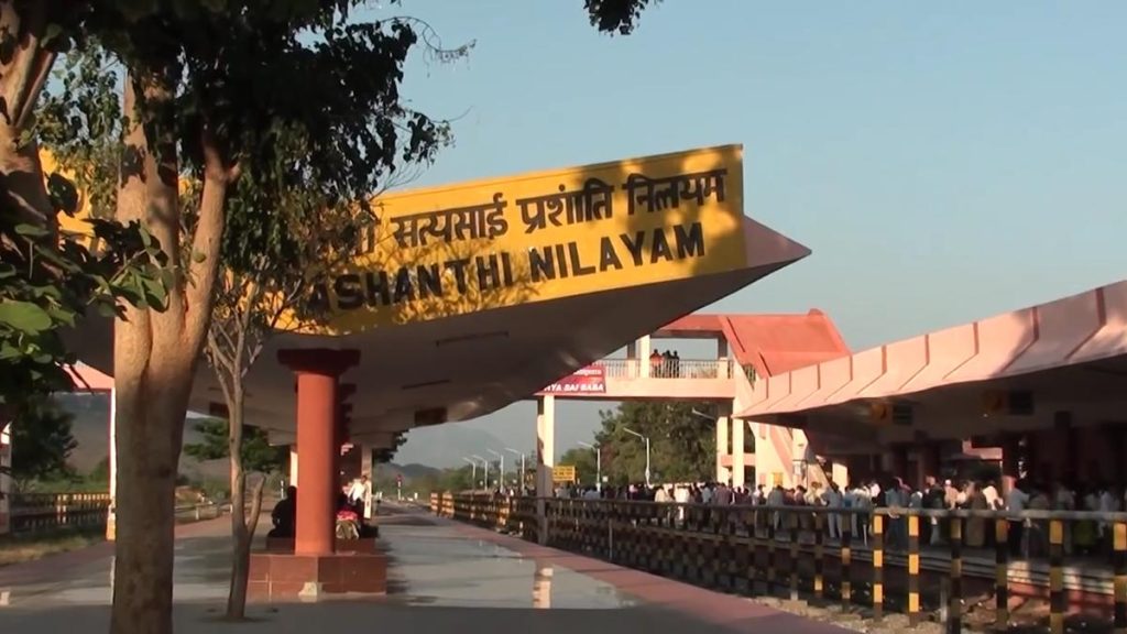 കേരളത്തില്‍ നിന്നും ബെംഗളൂരുവിലേക്കുള്ള രണ്ട് ട്രെയിനുകള്‍ പുട്ടപർത്തിയിലേക്ക് നീട്ടിയേക്കും