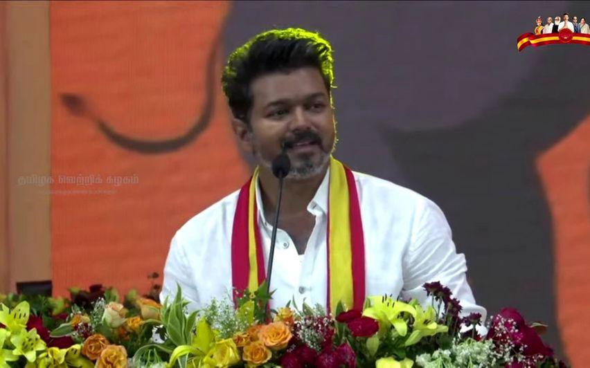 ‘ഒരു കുടുംബം തമിഴ്നാടിനെ കൊള്ളയടിക്കുന്നു’; ഡി.എം.കെയ്‌ക്കെതിരേ അതിരൂക്ഷവിമര്‍ശനവുമായി വിജയ്‌