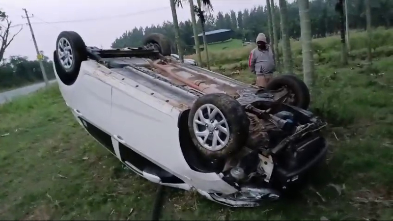 നിയന്ത്രണം വിട്ട കാർ മറിഞ്ഞ് അപകടം; വസ്ത്രവ്യാപാരി മരിച്ചു