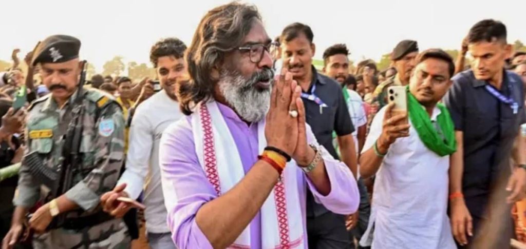 ജാര്‍ഖണ്ഡില്‍ എന്‍ഡിഎയെ മലര്‍ത്തിയടിച്ച്‌ ഇന്ത്യ സഖ്യം