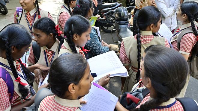 എസ്എസ്എൽസി പരീക്ഷാ ചോദ്യപേപ്പർ മാതൃകയിൽ മാറ്റം വരുത്തിയേക്കും