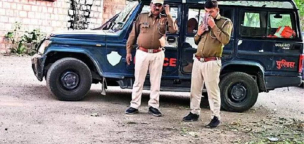 ബൈക്കിലിരുന്ന് സിഗരറ്റ് കത്തിക്കവേ പെട്രോൾ ടാങ്കിൽ തീപ്പൊരി വീണു; തീപിടിത്തത്തിൽ യുവാവിന് ഗുരുതര പൊള്ളൽ