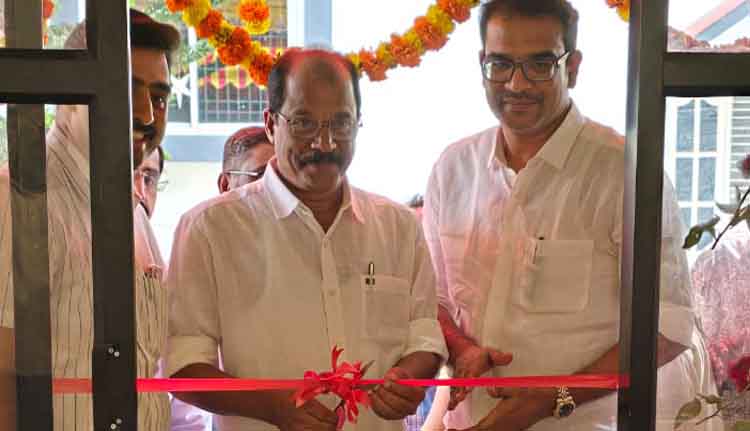 ദിനേശ് ഉത്പന്നങ്ങൾ ഇനി ബെംഗളൂരുവിലും