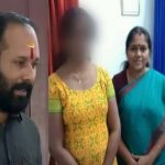 ശോഭയുടെ വാദം തെറ്റ്; കുടുംബാംഗങ്ങള്‍ക്കൊപ്പം ശോഭ സുരേന്ദ്രന്‍ നില്‍ക്കുന്ന ചിത്രം പുറത്തുവിട്ട് തിരൂര്‍ സതീശന്‍