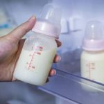 മുലപ്പാൽ വിൽക്കുന്ന സ്വകാര്യ കമ്പനികളുടെ ലൈസൻസ് റദ്ദാക്കാൻ കേന്ദ്രനിർദേശം