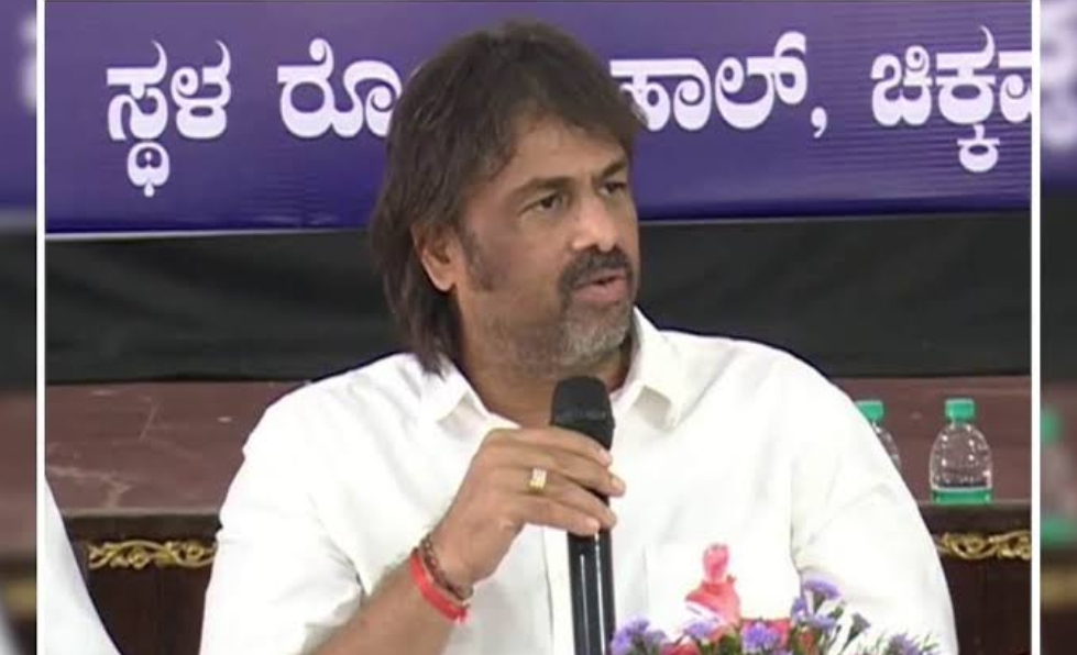 കന്നഡ സംസാരിക്കാത്തത് ചോദ്യം ചെയ്തു; വിദ്യാർഥിക്കെതിരെ നടപടി ആവശ്യപ്പെട്ട് മന്ത്രി