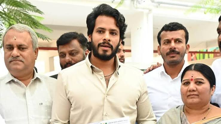 ജനങ്ങളുടെ തീരുമാനം അംഗീകരിക്കുന്നു, വീണ്ടും മത്സരിക്കും; ഉപതിരഞ്ഞെടുപ്പ് ഫലത്തോട് പ്രതികരിച്ച് നിഖിൽ കുമാരസ്വാമി