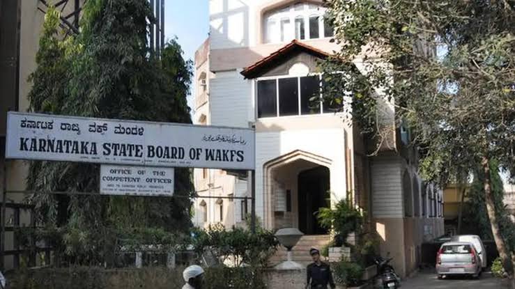 വഖഫ് വിവാദം; കർഷകർക്ക് നോട്ടീസ് നൽകുന്ന ഉദ്യോഗസ്ഥർക്കെതിരെ നടപടി