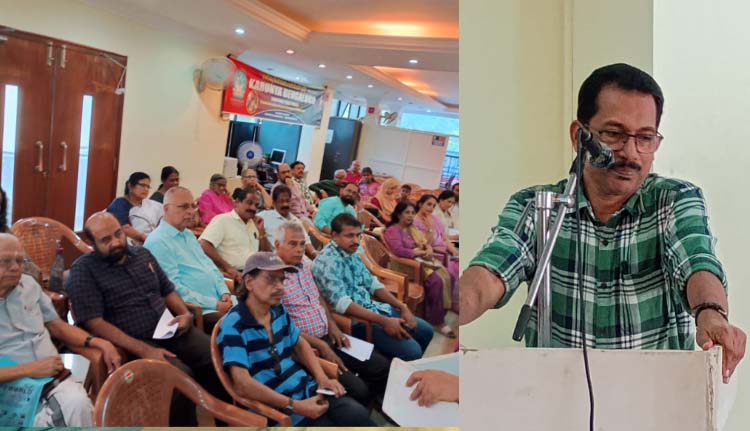 പ്രവാസമില്ലെങ്കിൽ സാഹിത്യമില്ല: കവി വീരാൻകുട്ടി