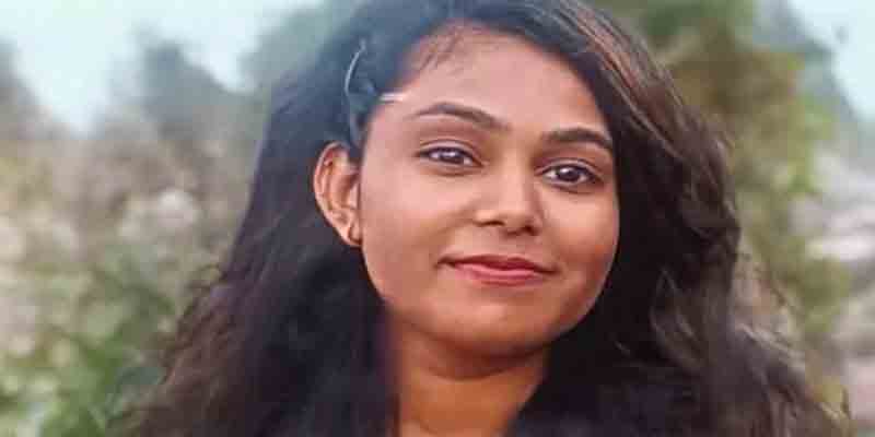 അച്ഛനും അമ്മയ്ക്കും ഒപ്പം യാത്ര ചെയ്യുന്നതിനിടെ 26കാരി ട്രെയിനില്‍ നിന്നു വീണ് മരിച്ചു