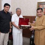 ഏഴ്‌ റോഡിന് അം​ഗീകാരം ; ദേശീയപാത 66 വികസനം 2025ൽ പൂർത്തിയാക്കും, നിതിന്‍ ഗഡ്കരിയുമായി കൂടിക്കാഴ്ച്ച നടത്തി മുഖ്യമന്ത്രി പിണറായി