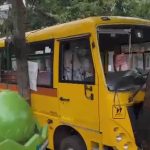 തിരുവനന്തപുരത്ത് സ്കൂള്‍ ബസ് മരത്തിലിടിച്ച്‌ അപകടം; 12 കുട്ടികള്‍ക്ക് പരുക്ക്