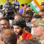 ലോക ചെസ് ചാമ്പ്യൻ ഡി ഗുകേഷിന് ജന്മനാട്ടില്‍ വന്‍വരവേല്‍പ്പ്