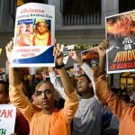 മതിയായ യാത്രാരേഖ ഉണ്ടായിട്ടും ഇന്ത്യയിലേക്ക് തിരിച്ച 54 ഇസ്കോൺ സന്യാസിമാരെ അതിർത്തിയിൽ തടഞ്ഞ് വച്ച് ബംഗ്ലാദേശ്