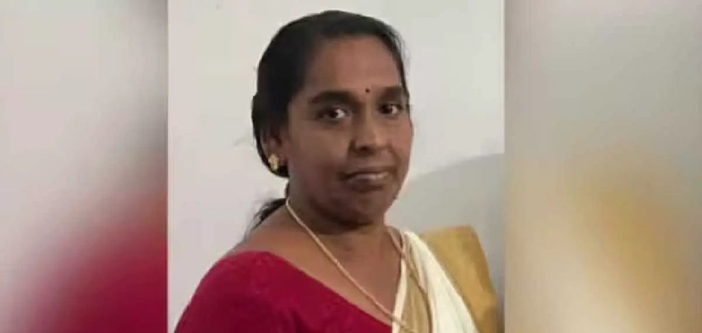 സ്കൂട്ടര്‍ യാത്രക്കിടെ ഷാള്‍ കഴുത്തില്‍ കുടുങ്ങി യാത്രികയ്ക്ക് ദാരുണാന്ത്യം