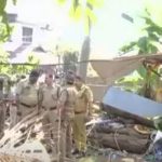 അമ്മയുടെ മൃതദേഹം വീട്ടുമുറ്റത്ത് കുഴിച്ചിടാന്‍ ശ്രമിച്ച മകന്‍ പിടിയില്‍