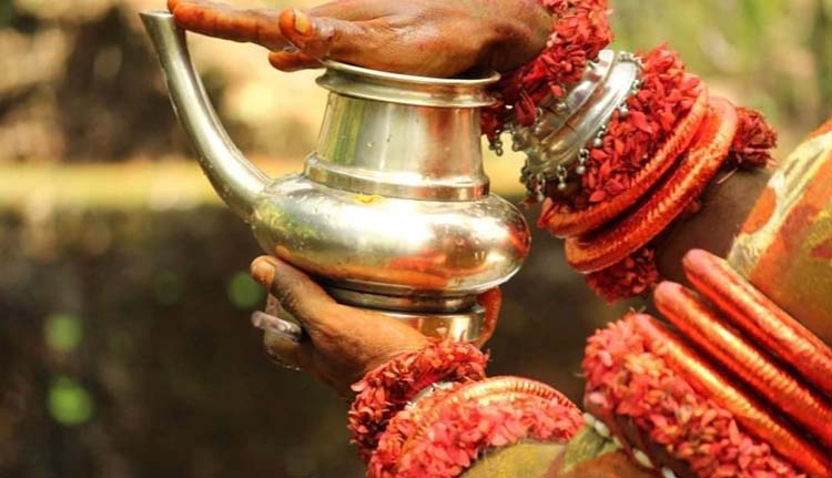 ജാലഹള്ളി ശ്രീ മുത്തപ്പൻ മടപ്പുര ട്രസ്റ്റ് മുത്തപ്പൻ വെള്ളാട്ട മഹോത്സവം ഞായറാഴ്ച