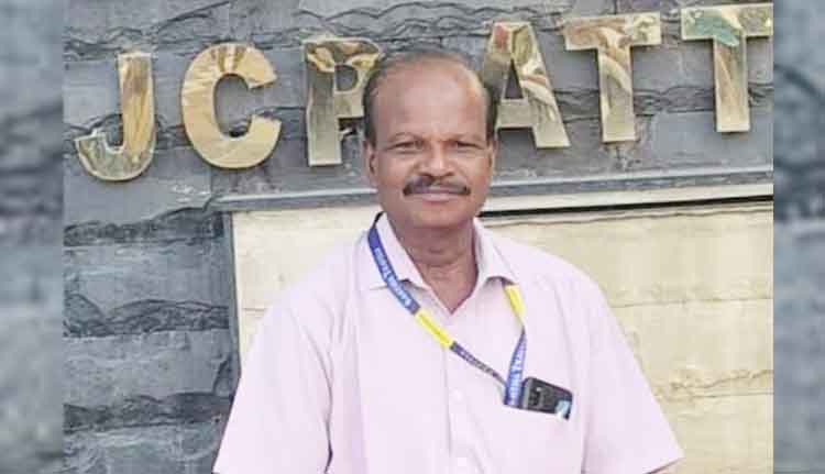 ബെംഗളൂരുവിൽ അന്തരിച്ചു