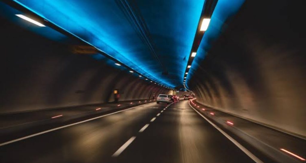 ബെംഗളൂരുവിലെ ഗതാഗതക്കുരുക്കിന് പരിഹാരം; തുരങ്ക പാത പദ്ധതിയുടെ വിശദറിപ്പോർട്ട് തയ്യാർ