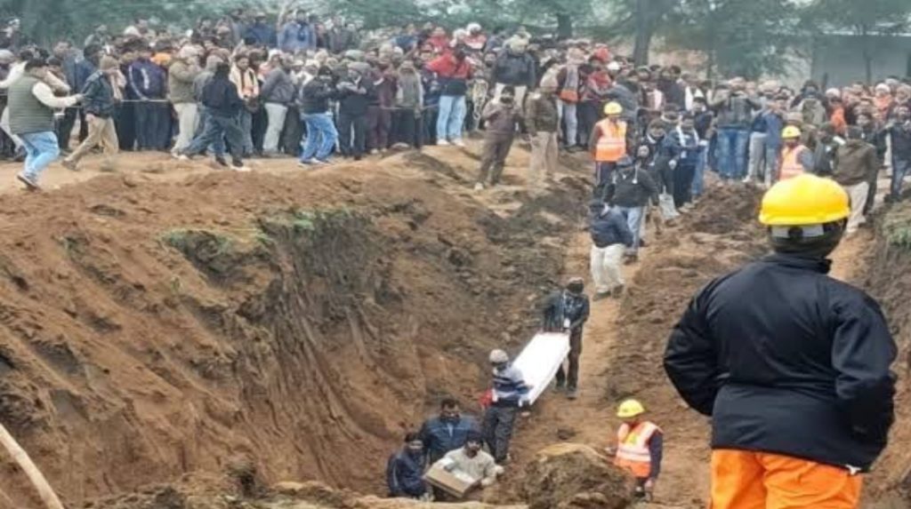 രക്ഷാപ്രവര്‍ത്തനം വിഫലം; കുഴല്‍ക്കിണറില്‍ വീണ 10 വയസുകാരന് ദാരുണാന്ത്യം