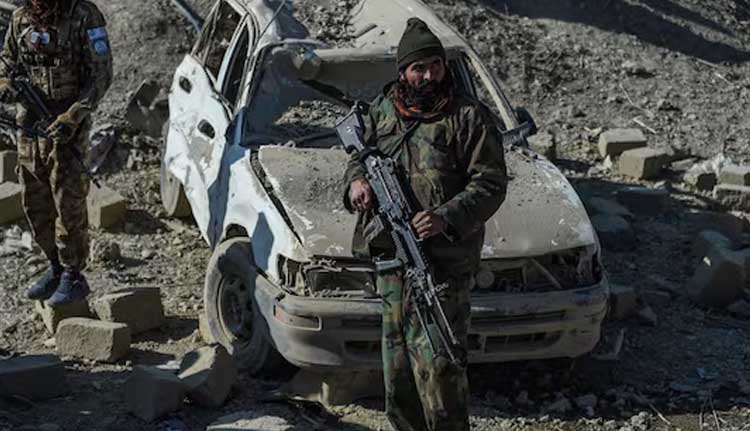 പാക് വ്യോമക്രമണത്തിന് കനത്ത തിരിച്ചടി നല്കി താലിബാൻ സൈന്യം; 19 പാക് സൈനികർ കൊല്ലപ്പെട്ടു