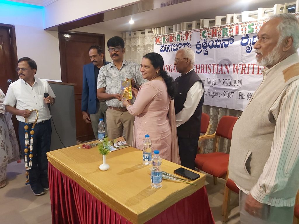 ബെംഗളൂരു ക്രിസ്ത്യൻ റൈറ്റേഴ്സ് ട്രസ്റ്റ്; ക്രിസ്മസ് ആഘോഷവും സാഹിത്യ സംവാദവും