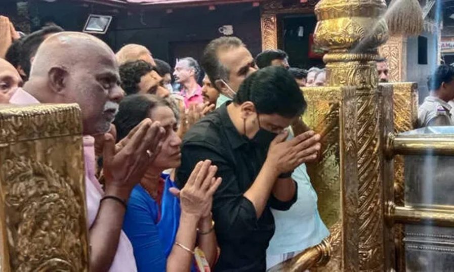 ദിലീപിന്റെ ശബരിമല സന്ദര്‍ശനം; നാല് ഉദ്യോഗസ്ഥര്‍ക്ക് നോട്ടീസ്