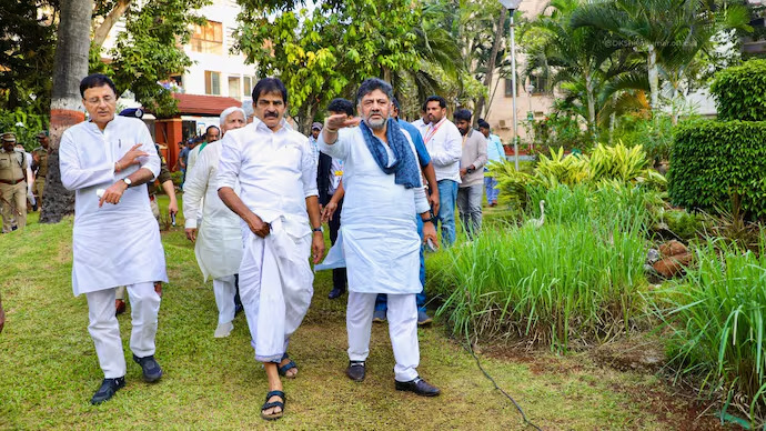 കോൺഗ്രസ് പ്രവർത്തക സമിതി യോഗം ബെളഗാവിയിൽ