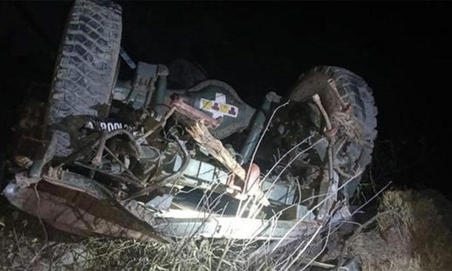 ജമ്മു കശ്മീരില്‍ സൈനിക വാഹനം കൊക്കയിലേക്ക് മറിഞ്ഞ് അഞ്ച് മരണം