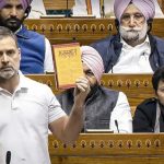 രാജ്യത്ത് നടക്കുന്നത് ഭരണഘടനയും മനുസ്മൃതിയും തമ്മിലുള്ള യുദ്ധം; ലോക്സഭയിൽ ബിജെപിക്കെതിരെ ആഞ്ഞടിച്ച് രാഹുൽ ഗാന്ധി