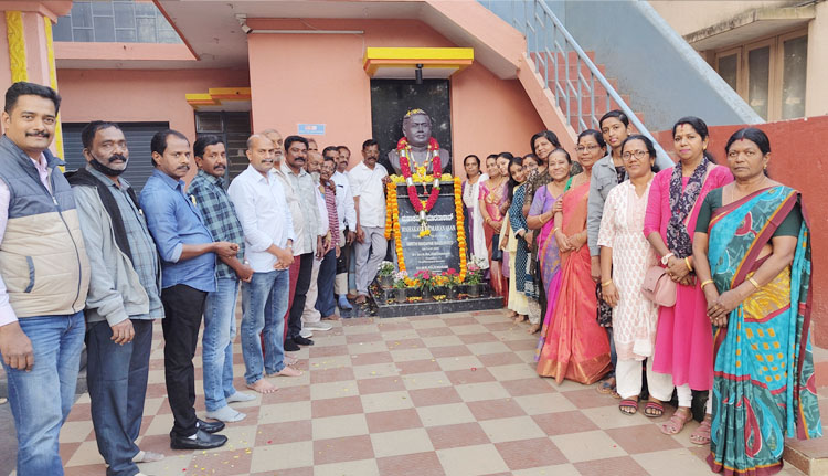 കുമാരനാശാന്‍ സ്മൃതിദിനാചരണം