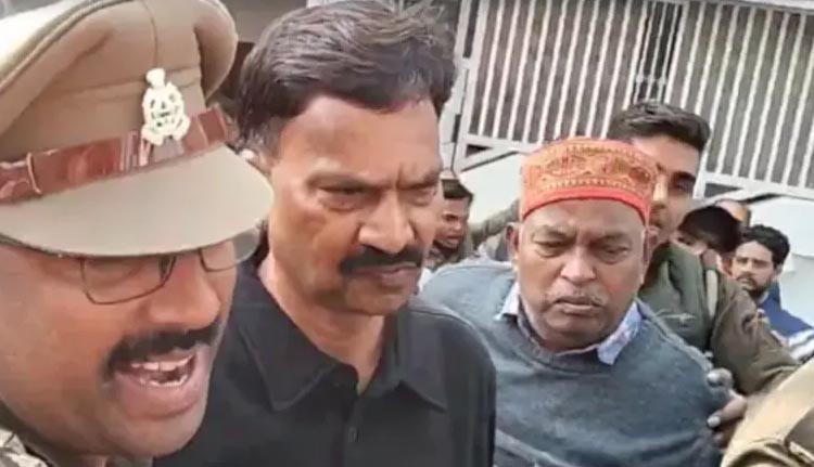 ബലാത്സം​ഗക്കേസിൽ കോൺ​ഗ്രസ് എംപി അറസ്റ്റിൽ