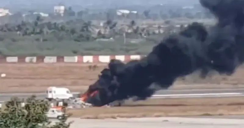 പരിശീലനത്തിനിടെ കോസ്റ്റ് ഗാര്ഡ് ഹെലികോപ്റ്റര് തകര്ന്നുവീണ് മൂന്ന് മരണം