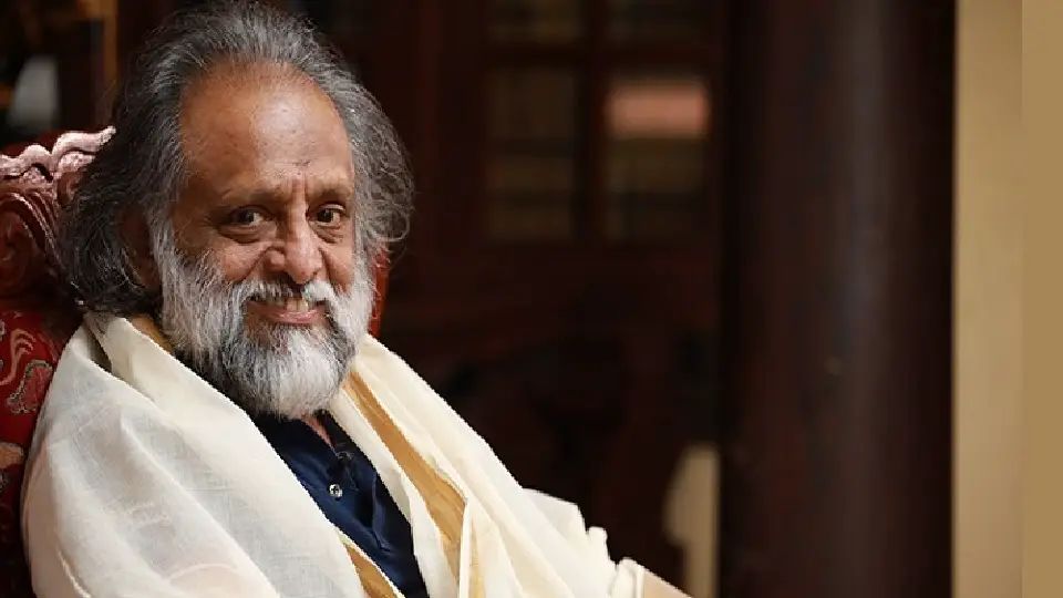 ഹരിവരാസനം പുരസ്‌കാരം കൈതപ്രം ദാമോദരൻ നമ്പൂതിരിക്ക്