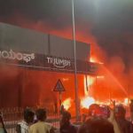 ബൈക്ക് ഷോറൂമിൽ വൻ തീപിടുത്തം; 50 ഓളം ഇരുചക്രവാഹനങ്ങൾ കത്തിനശിച്ചു