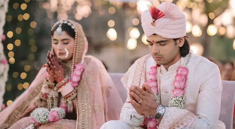 ജാവലിൻ ത്രോ താരം നീരജ് ചോപ്ര വിവാഹിതനായി; വധു ടെന്നിസ് താരം ഹിമാനി മോര്‍