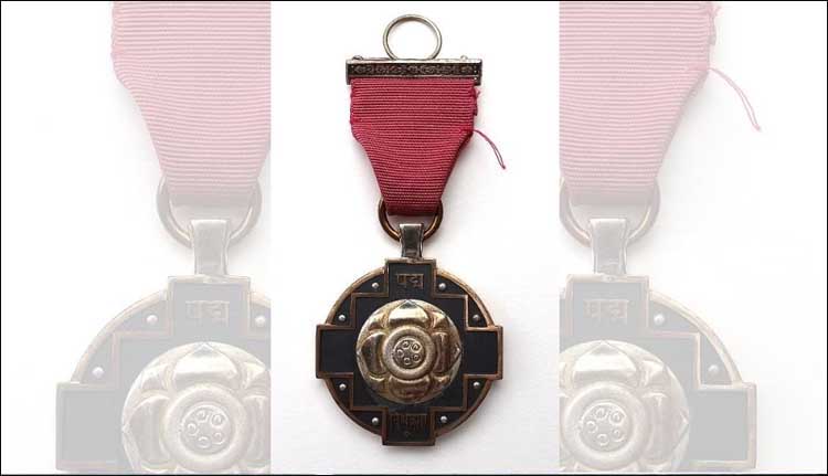 പത്മശ്രീ പുരസ്കാരം; ആദ്യ ഘട്ട പട്ടിക പ്രഖ്യാപിച്ചു, രണ്ട് മലയാളികൾക്ക് രാഷ്ട്രപതിയുടെ വിശിഷ്ട സേവാ മെഡൽ