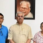 വി എസ് അച്യുതാനന്ദനെ സന്ദര്‍ശിച്ച്‌ ഗവര്‍ണര്‍