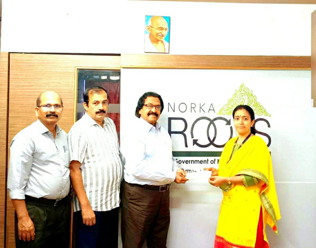 വയനാട് ദുരിതാശ്വാസ നിധി: കാരുണ്യ ബെംഗളുരു സംഭാവന നൽകി