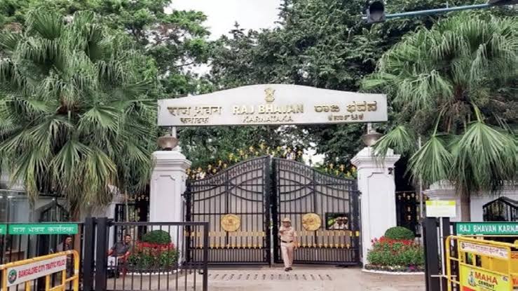 രാജ് ഭവനിൽ ഇന്ന് പൊതുജനങ്ങൾക്ക് പ്രവേശനം അനുവദിക്കും