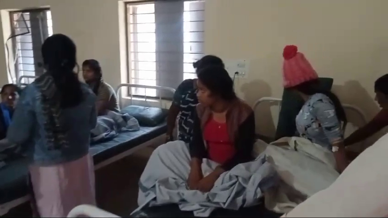 സ്കൂളിൽ നിന്ന് കേക്ക് കഴിച്ച 30ലധികം വിദ്യാർഥികൾക്ക് ദേഹാസ്വാസ്ഥ്യം