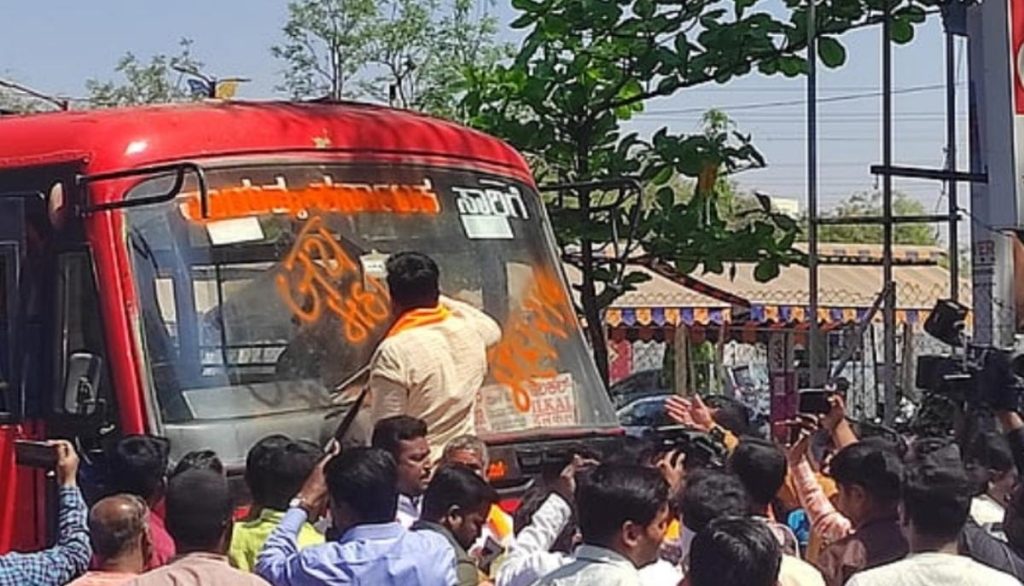 ബാഗൽകോട്ടിൽ മഹാരാഷ്ട്ര ബസുകൾക്ക് നേരെ ആക്രമണം