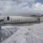 കാനഡയിൽ ലാൻഡിംഗിനിടെ വിമാനം തലകീഴായി മറിഞ്ഞു, 19 പേർക്ക് പരുക്ക്