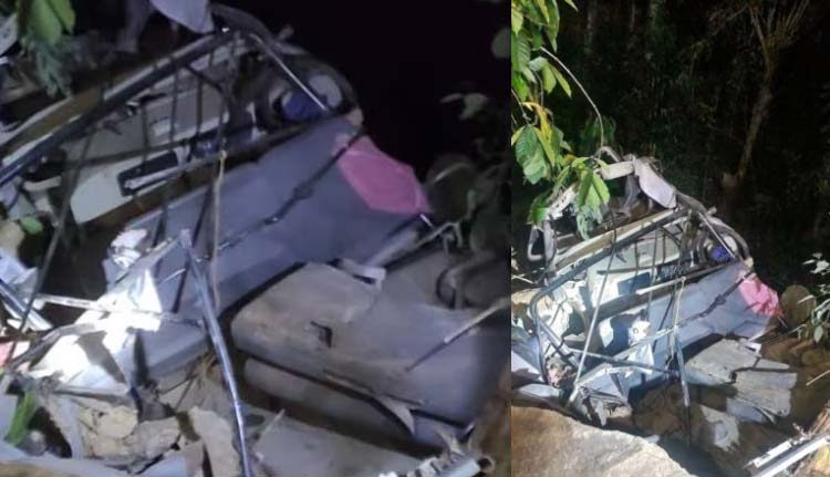 ഇടുക്കിയില്‍ ജീപ്പ് കൊക്കയിലേക്ക് മറിഞ്ഞ് ദമ്പതികളും ഡ്രൈവറും മരിച്ചു