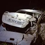 കാര്‍ കൊക്കയിലേക്ക് മറിഞ്ഞ് ഒരാള്‍ മരിച്ചു; നാലു പേര്‍ക്ക് പരുക്ക്